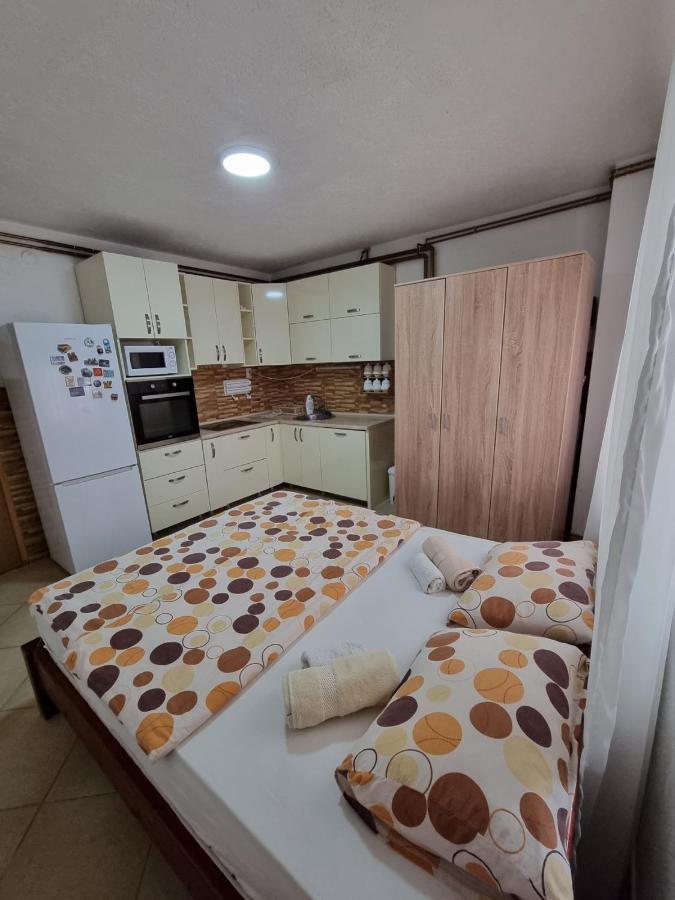 Guest House Vukmarkovic Сутоморе Екстериор снимка